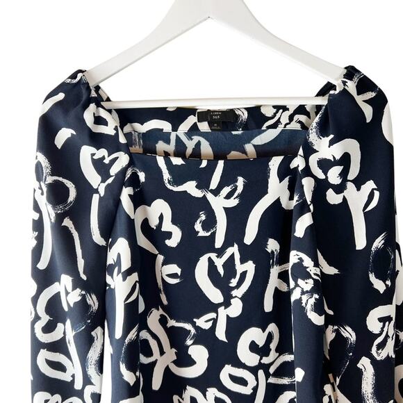 J Crew Floral Brush Stroke Top Sz 6 Crepe Navy Ivory Puff Sleeves Square Neck‎ - Picture 7 of 11